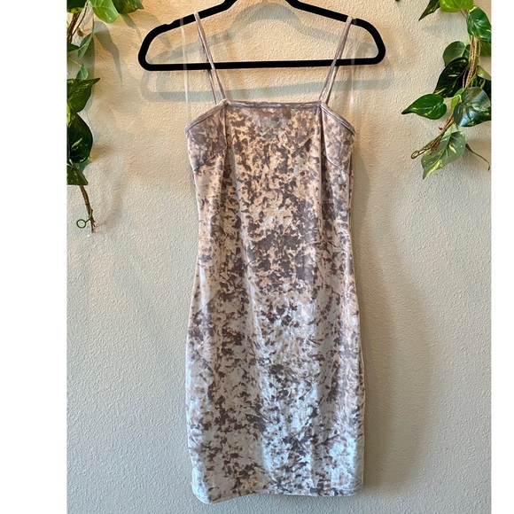 Windsor Velvet Mini Dress - Picture 2 of 7